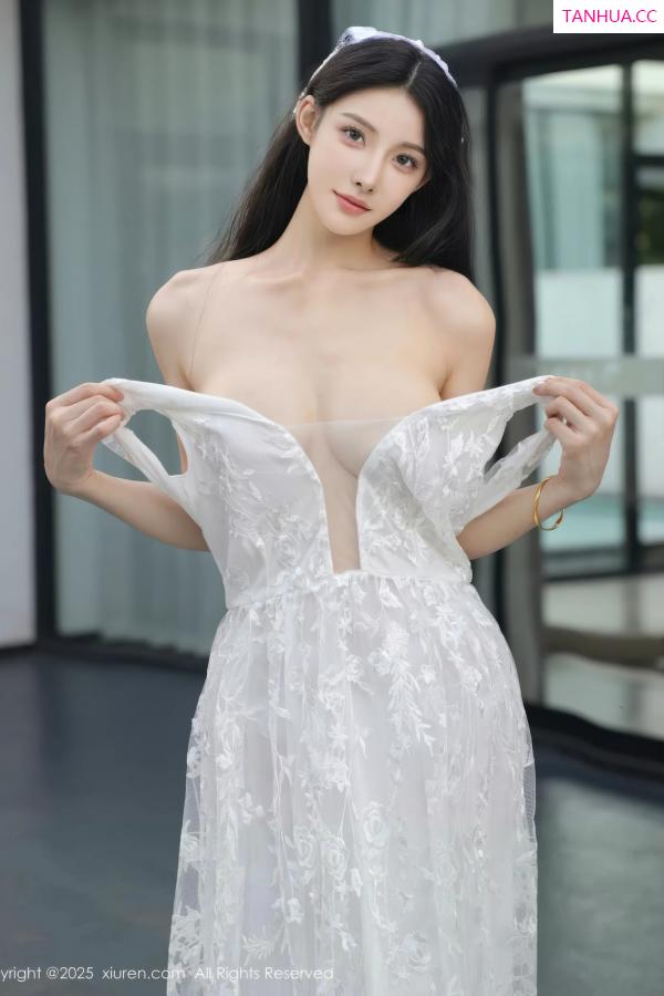   [XiuRen]高清写真图 2025.08.18 No.10661 梨霜儿 白色婚纱第48张图片